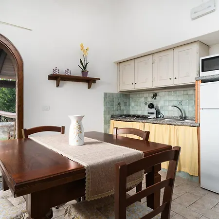 Casa Su Barone 2 Орозеи